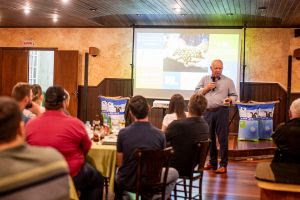 Cerimônia premia os melhores produtores de leite do Brasil