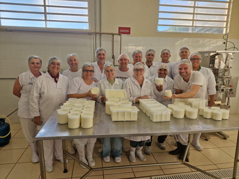 Curso de aperfeiçoamento fortalece produção de queijos artesanais e especiais no estado de São Paulo (1)