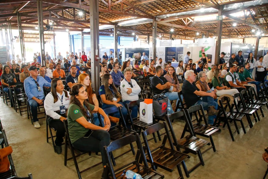 Evento do Grupo + Food movimenta cadeia do leite e reúne centenas de laticínios em Sergipe